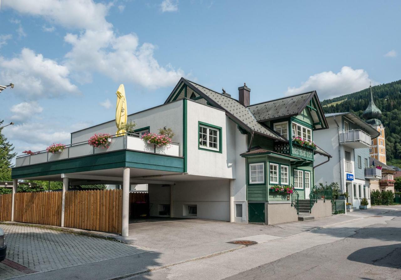 Stadt-Chalet Schladming Buitenkant foto